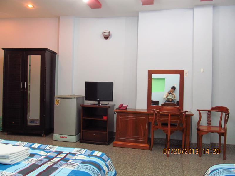 Truong Giang Hotel Хошимин Экстерьер фото
